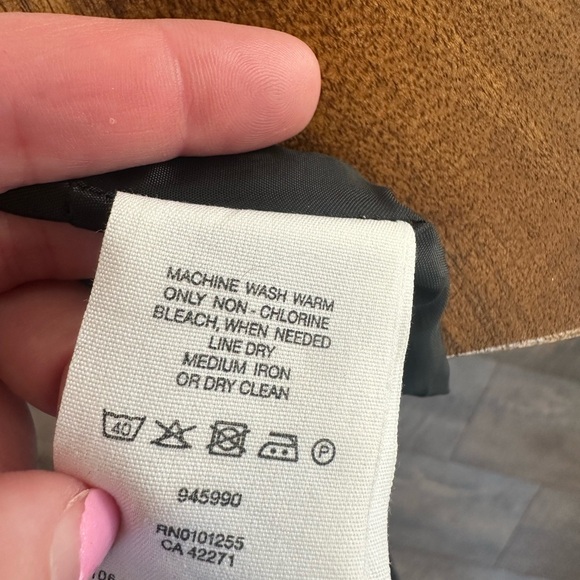 H &M black belted dress - Picture 12 of 12